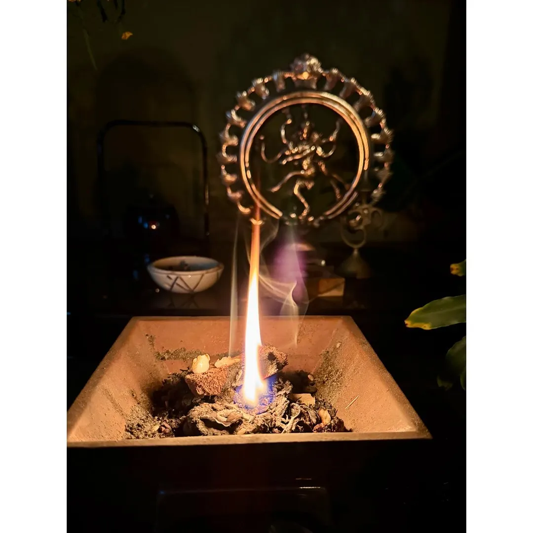 来年はトラディショナルヨガを人に教えることを始めて20年にな...