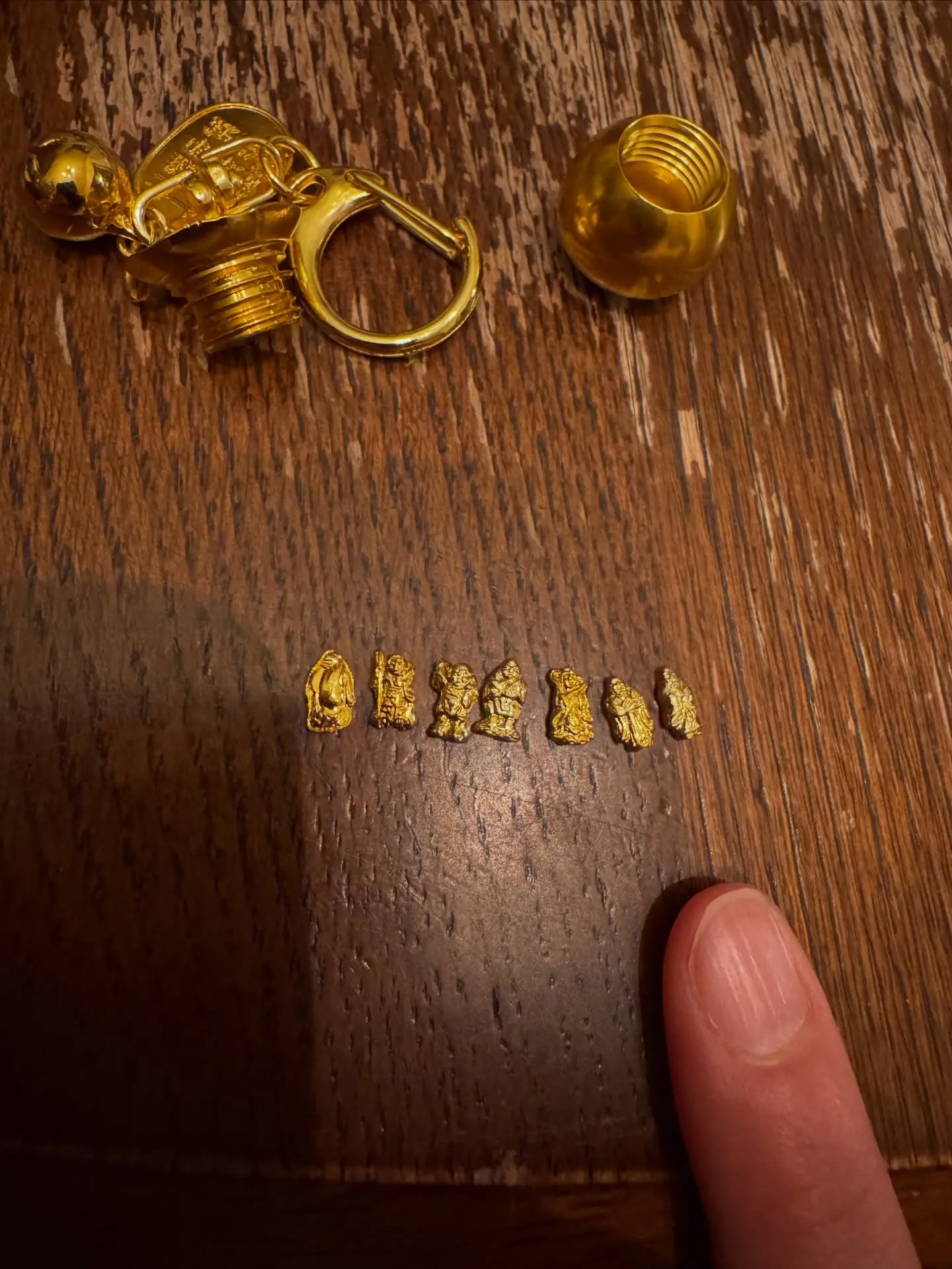 インドではスマートで虎の皮一枚だけ身に纏って、生首下げて勇ま...